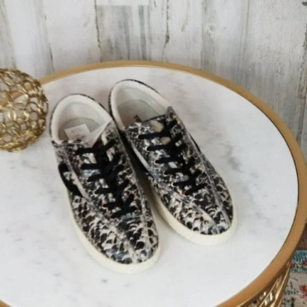 Tretorn sneakers python